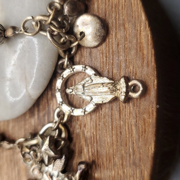 Religious virgin mary charm bracelet B3134 - Picture 2 of 4